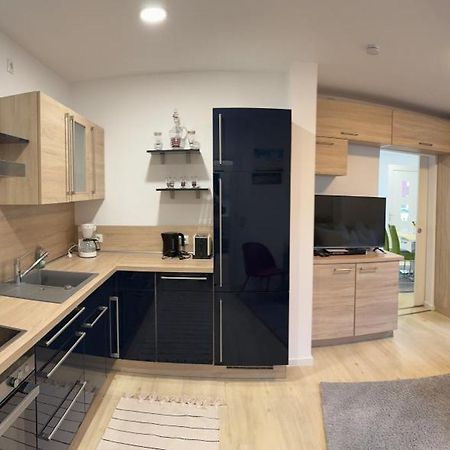 Near Holstentor Modern Apartment Near The Center With Wifi Lubeck Exterior photo