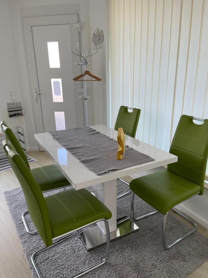 Near Holstentor Modern Apartment Near The Center With Wifi Lubeck Exterior photo